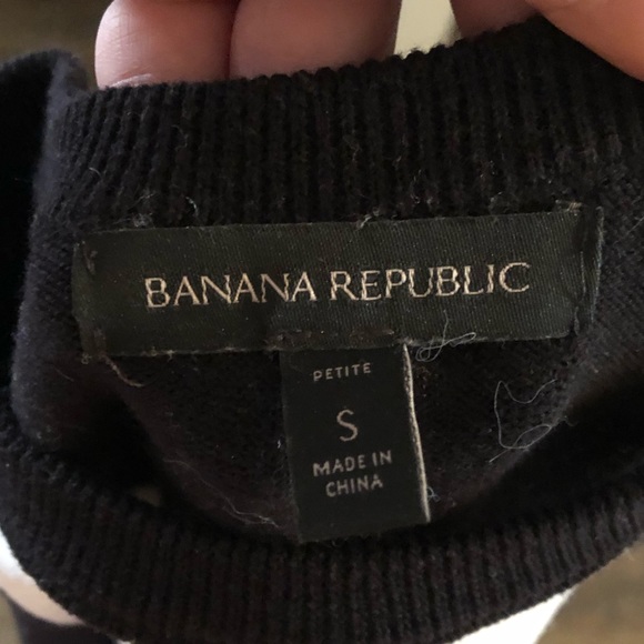 Banana Republic Dog Dachshund Cozy Sweater - Picture 6 of 6